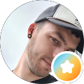 Maksim W. Maksim W.